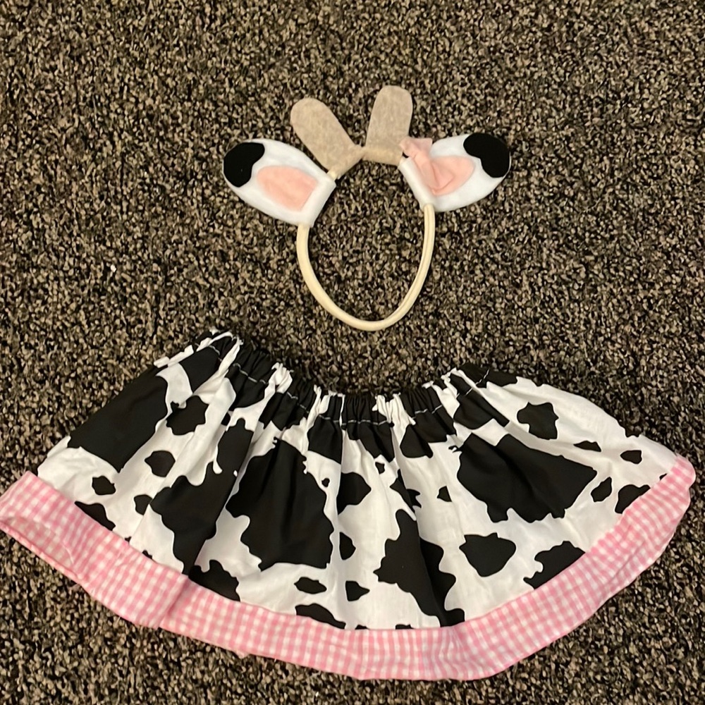 Baby girl cow costume
